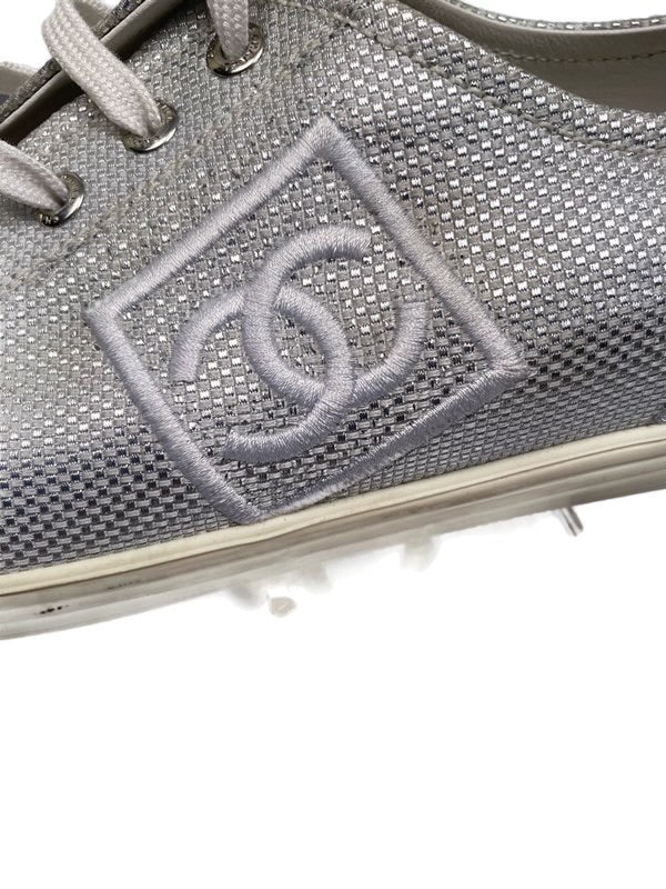 Chanel 10C, 2010 Cruise Resort Silver Metallic Canvas Woven CC Logo Tennis Shoes EU 41 US 10/11