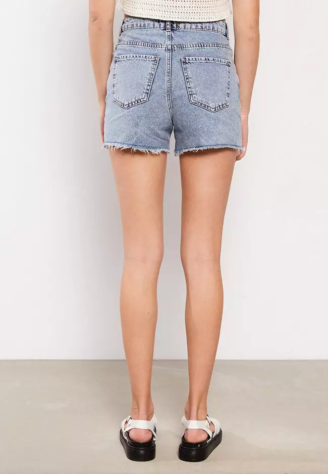 LC WAIKIKI Fit Ripped Detailed Jean Shorts