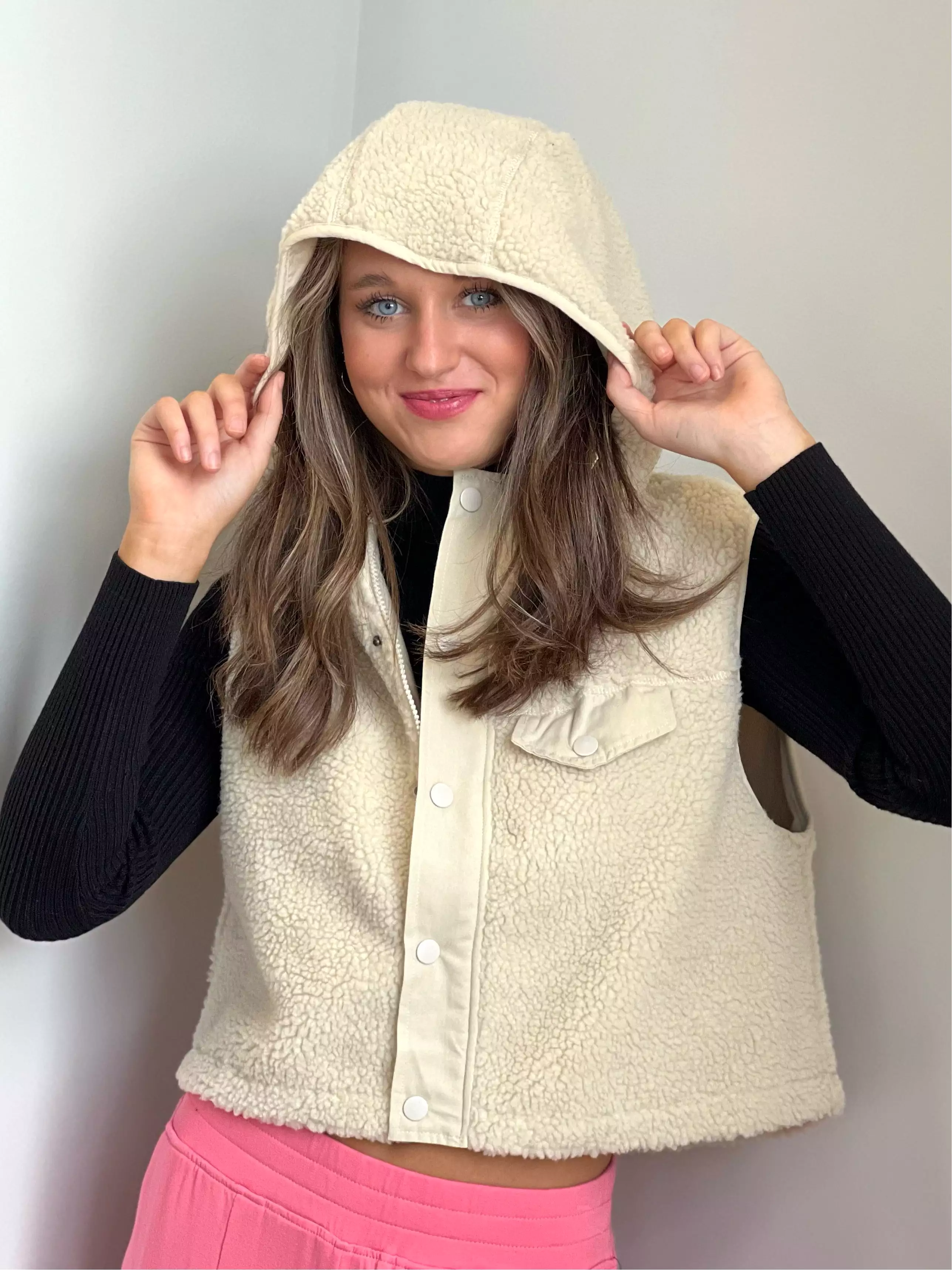 Morgan Sherpa Cropped Hoodie Vest with Flap Pocket