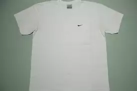 Nike Basic Essential Off Center Embroidered Mini Swoosh Check Stitched T-Shirt