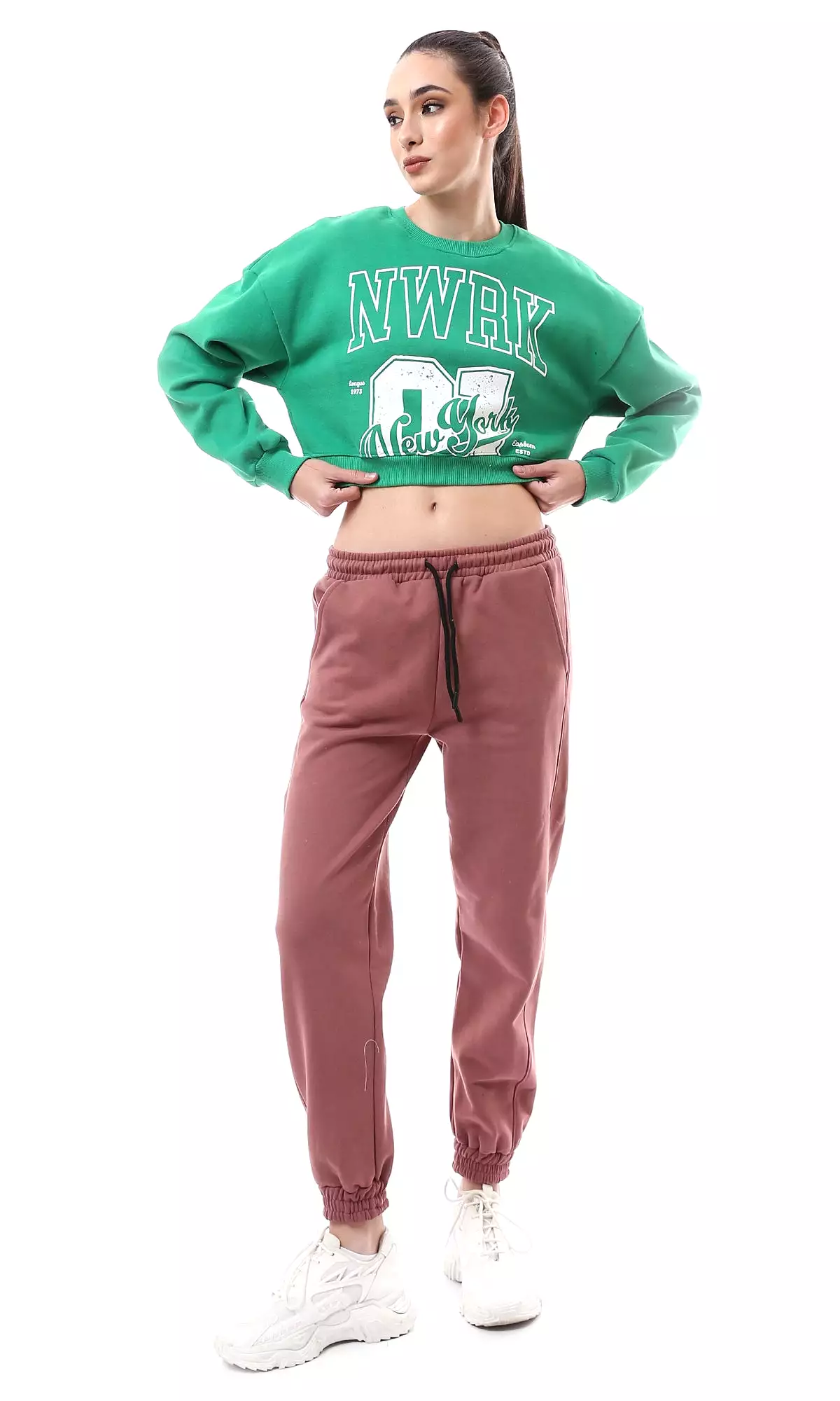 O176245 Green Coziness Cropped Sweatshirt With Elastic Hem