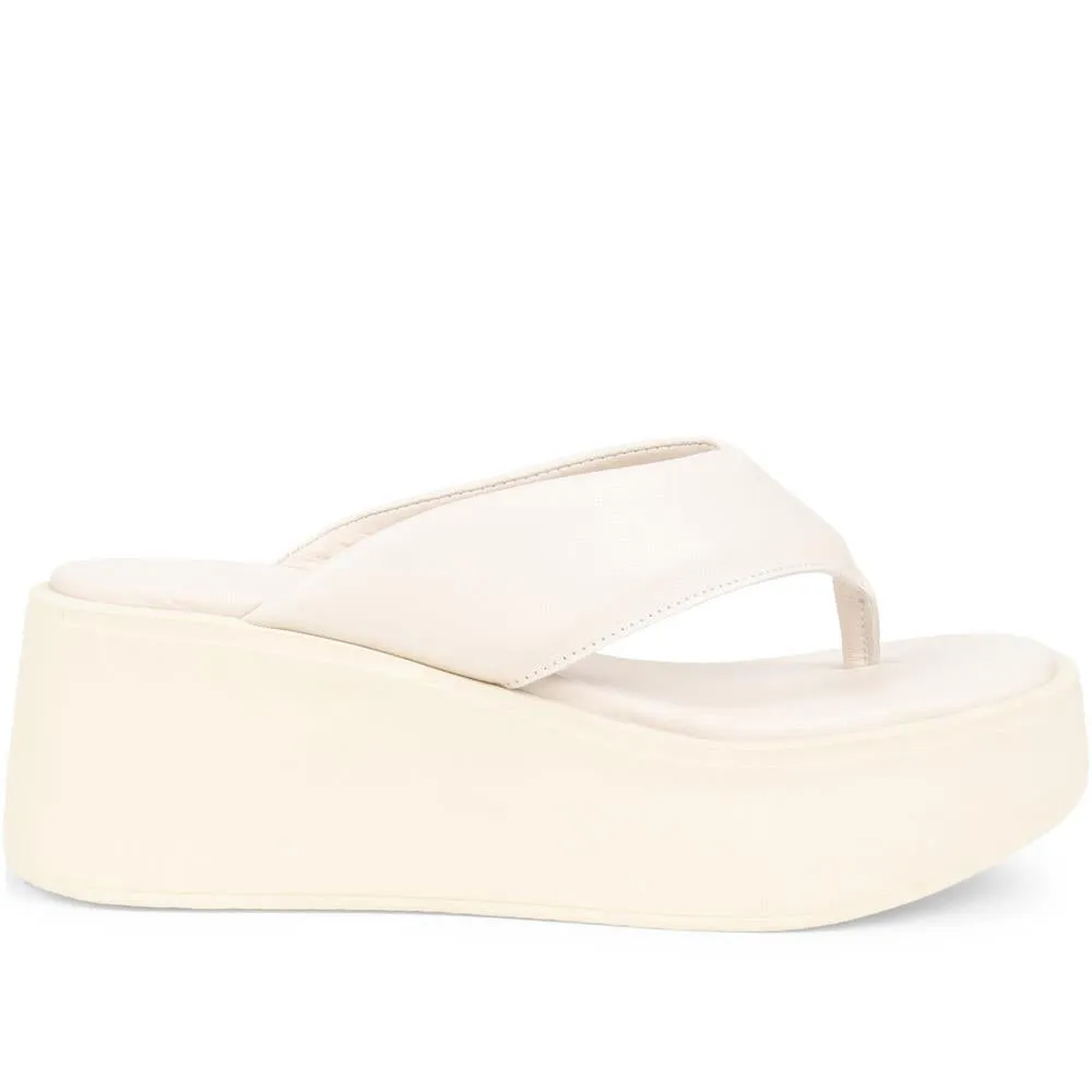 Platform Toe Post Sandals - ELYSSA / 323 849