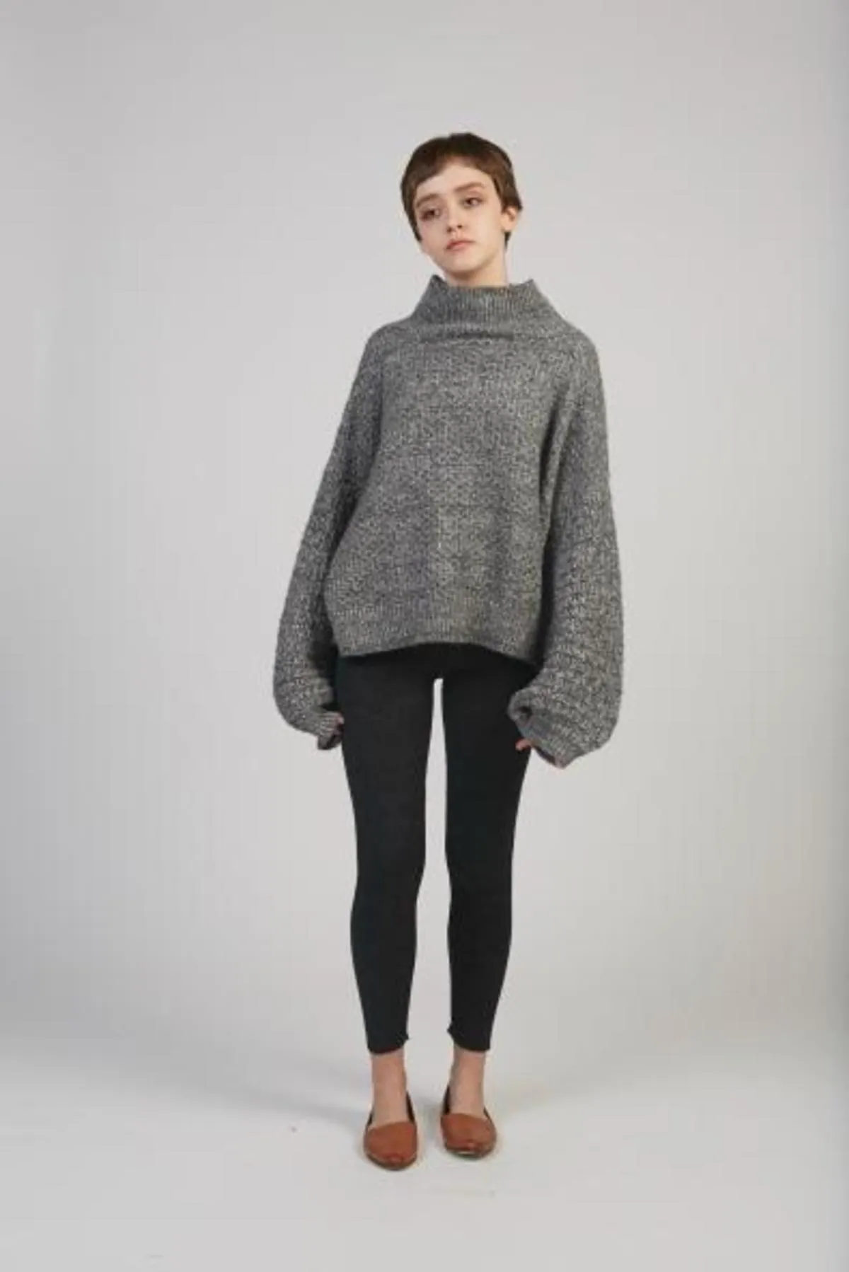 Tulip Sleeve sweater - charcoal